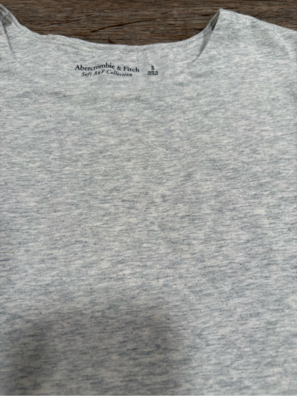 Abercrombie & Fitch Light Gray Sleeveless Bodysuit - Picture 3 of 4
